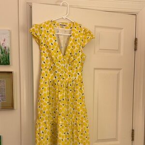 Boden Yellow Lemon-Print V-Neck Midi Dress